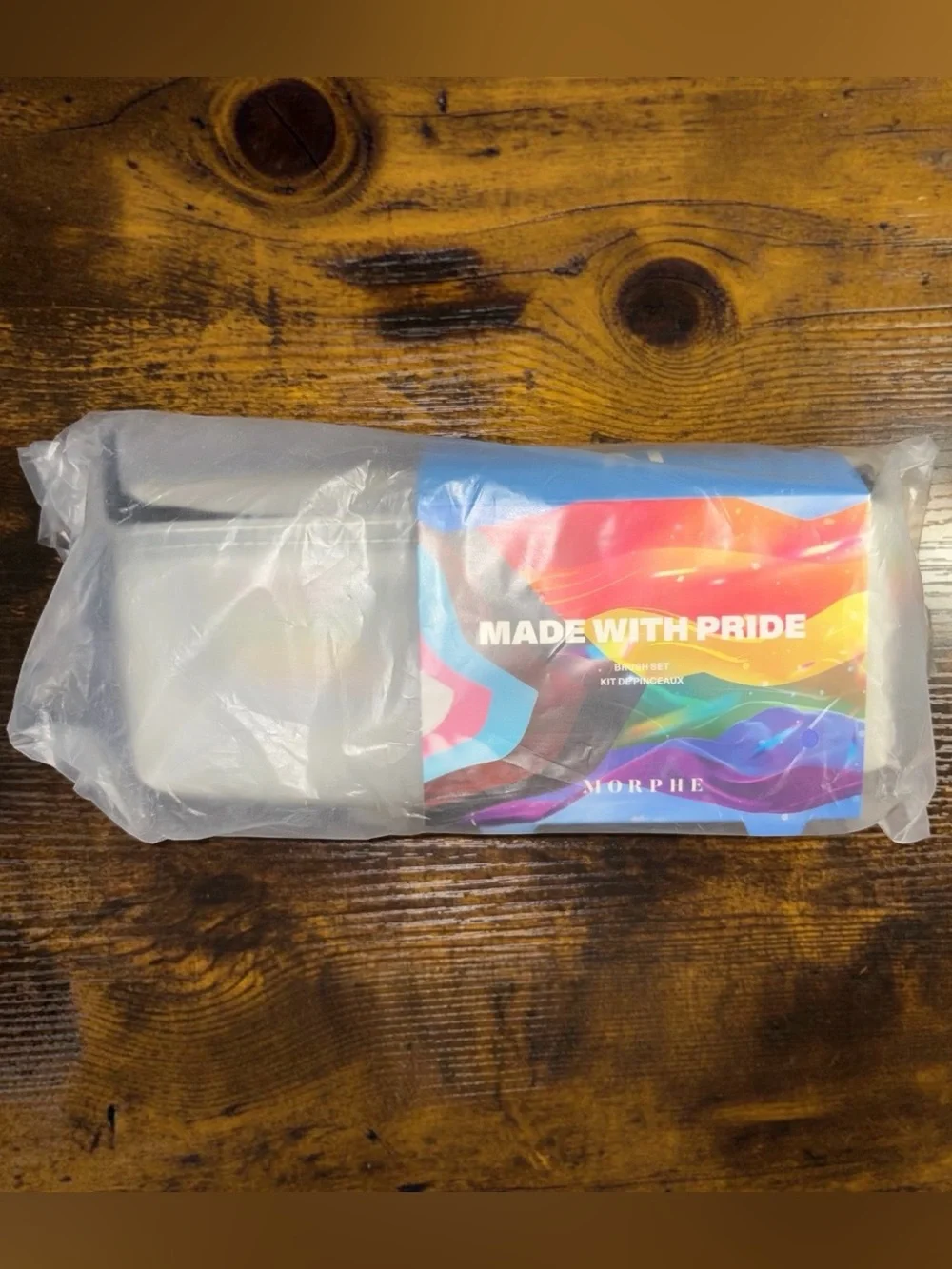Morphe  Made With Pride Brush Set With Pride Belt Bag